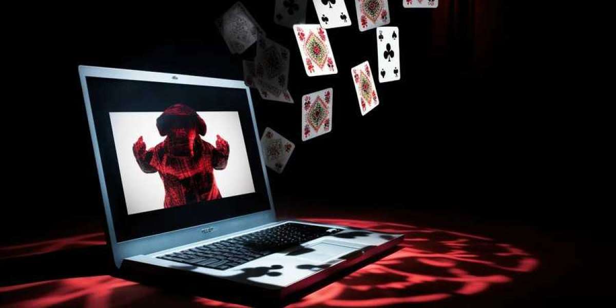 Master the Art of Playing Online Baccarat: Essential Guide